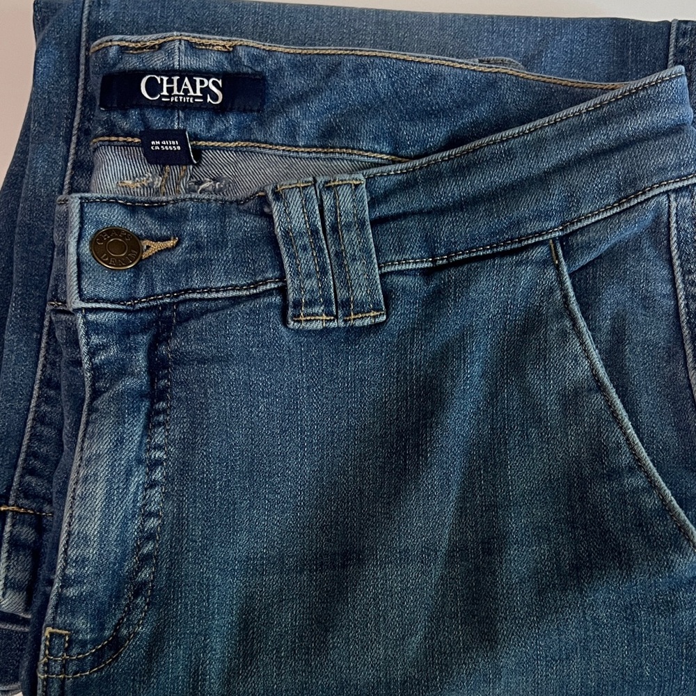 👖Chaps Women's Blue Mid Rise Crop Wide Jeans - Picture 12 of 12